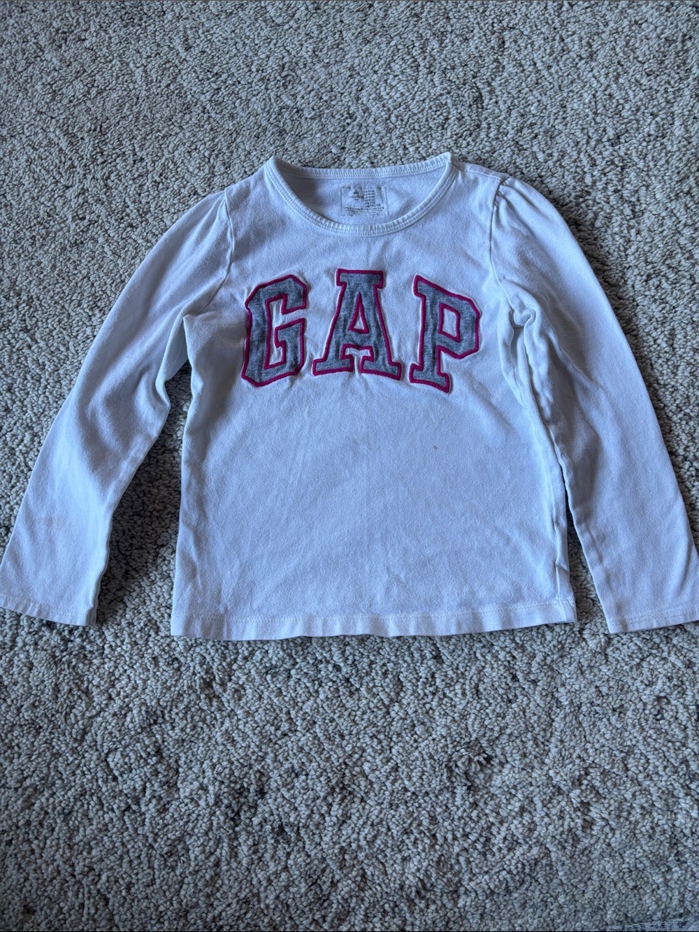 GAP Girls White Long-Sleeve Tee with Pink Logo Kids Size 4Y